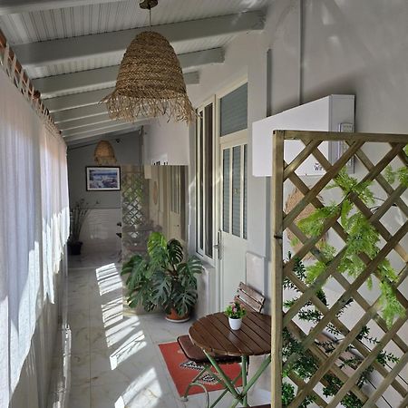 Jonian Boutique Hotel Sarandë エクステリア 写真
