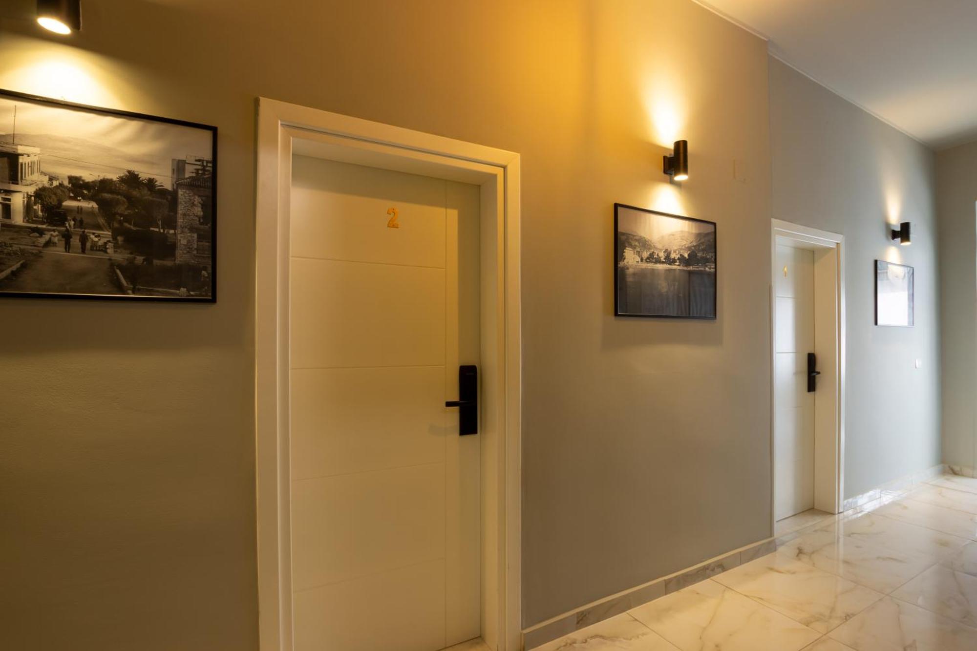 Jonian Boutique Hotel Sarandë エクステリア 写真