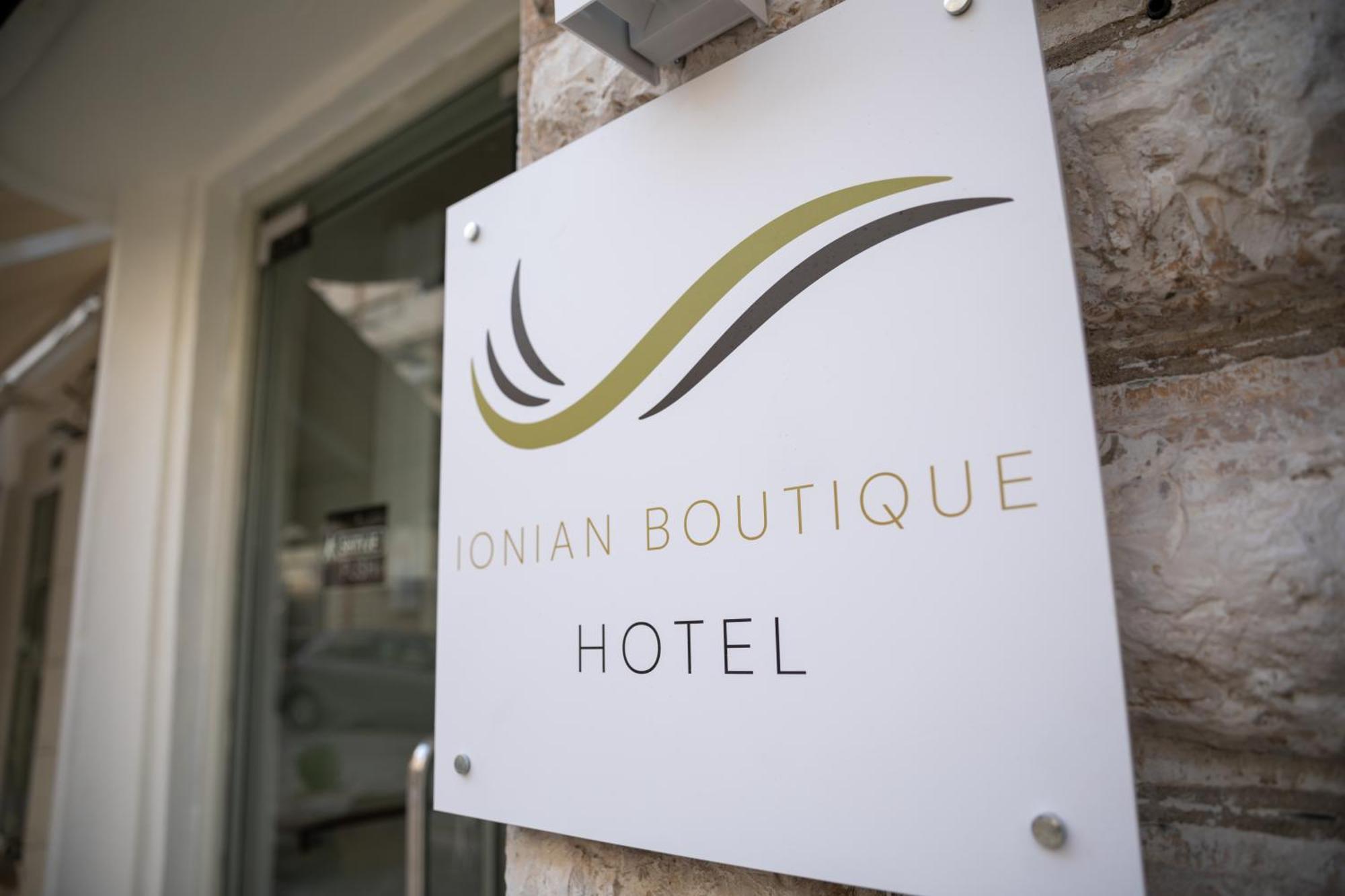 Jonian Boutique Hotel Sarandë エクステリア 写真