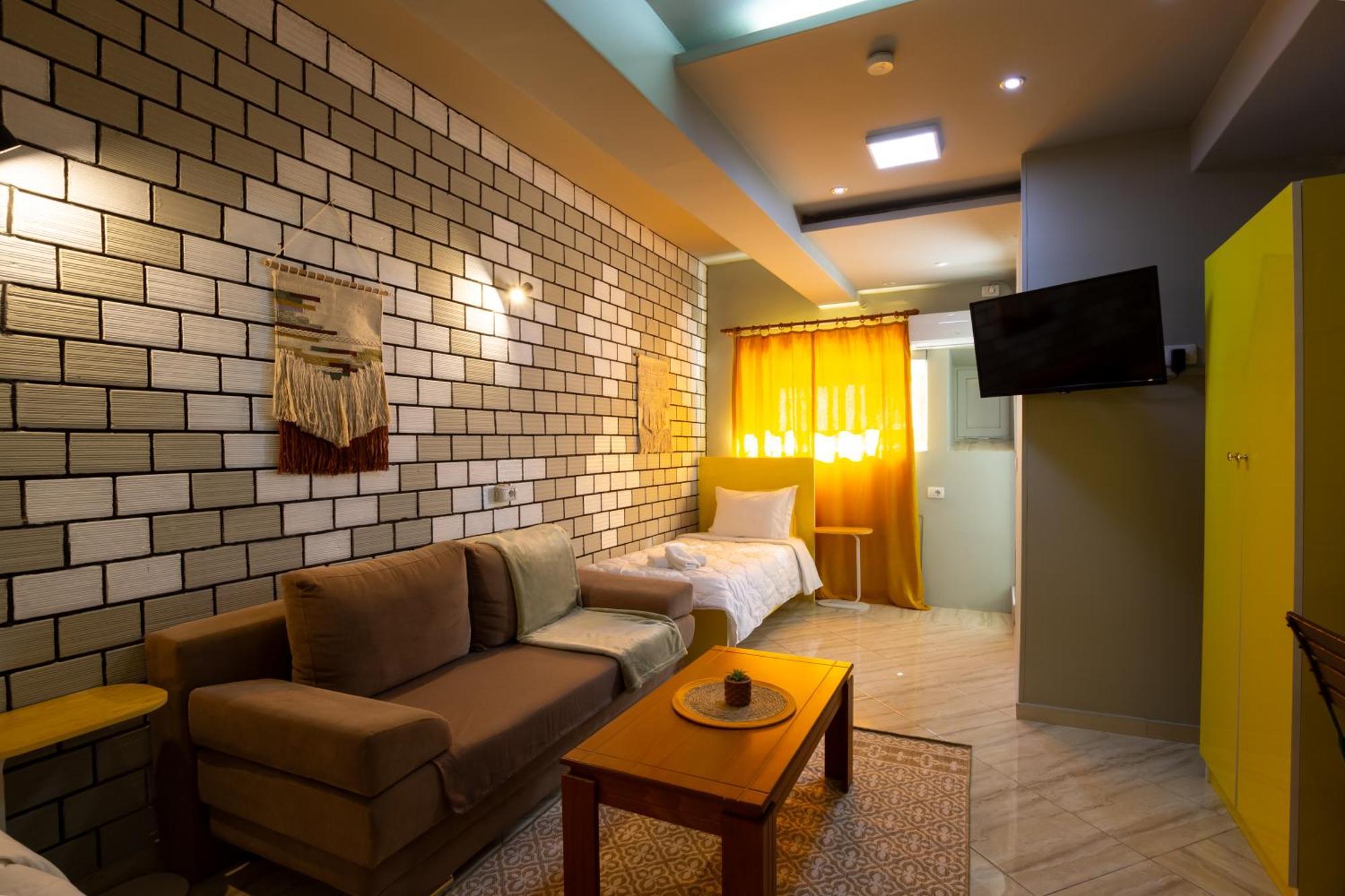 Jonian Boutique Hotel Sarandë エクステリア 写真