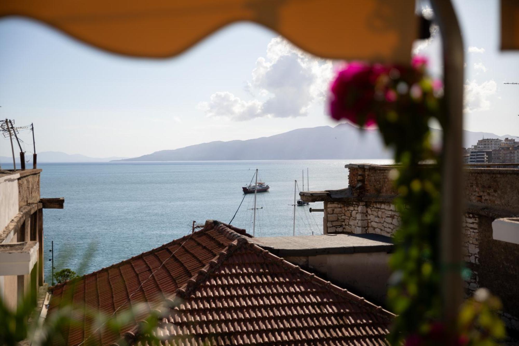 Jonian Boutique Hotel Sarandë エクステリア 写真