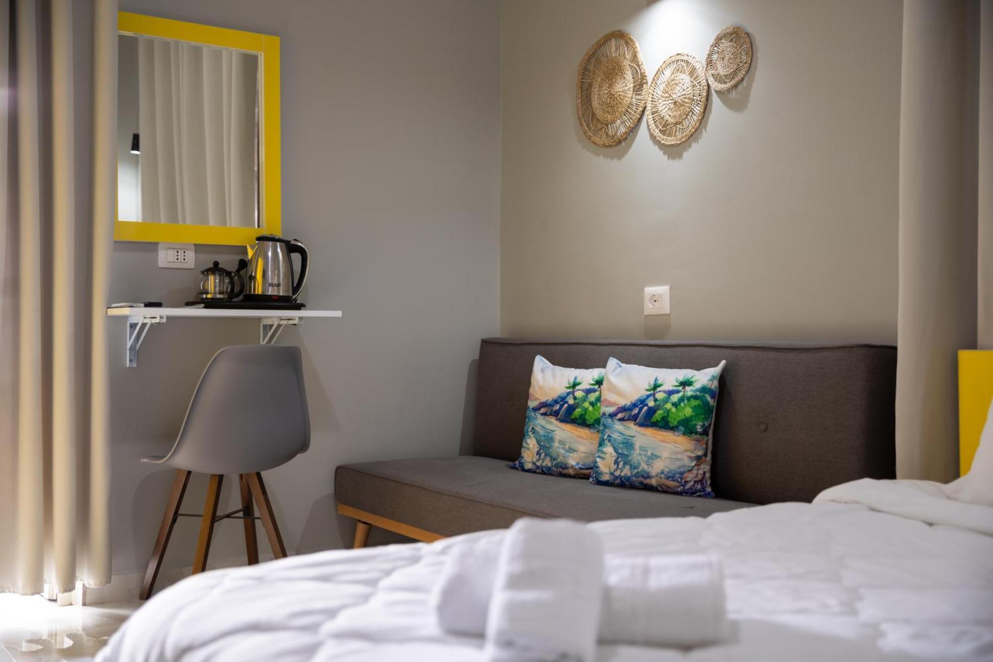 Jonian Boutique Hotel Sarandë エクステリア 写真