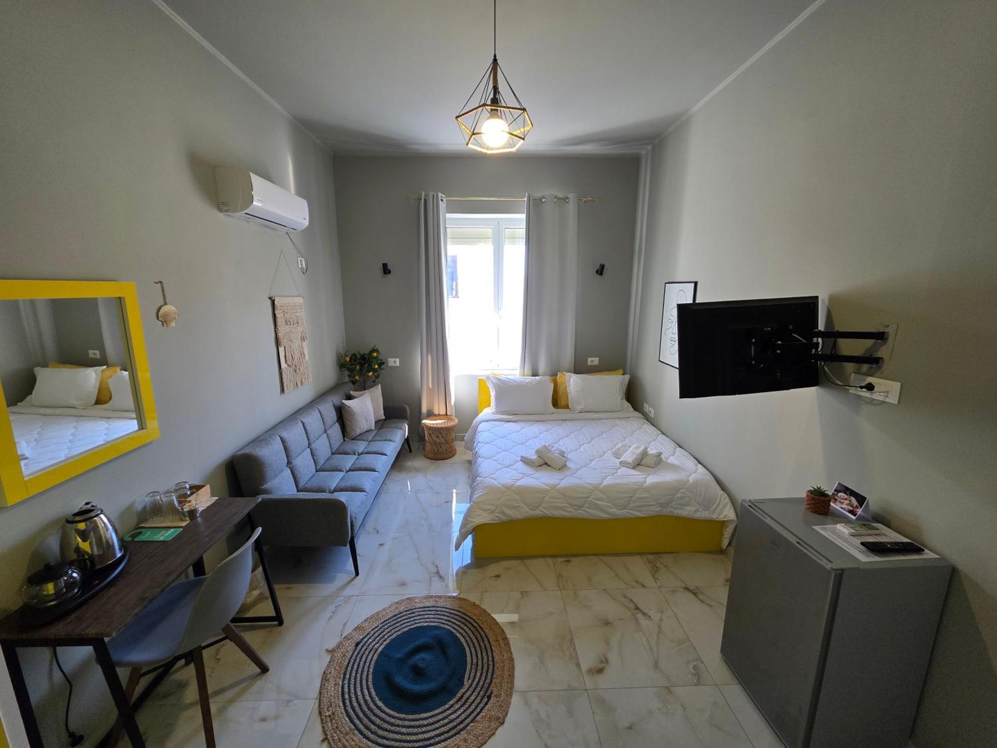 Jonian Boutique Hotel Sarandë エクステリア 写真